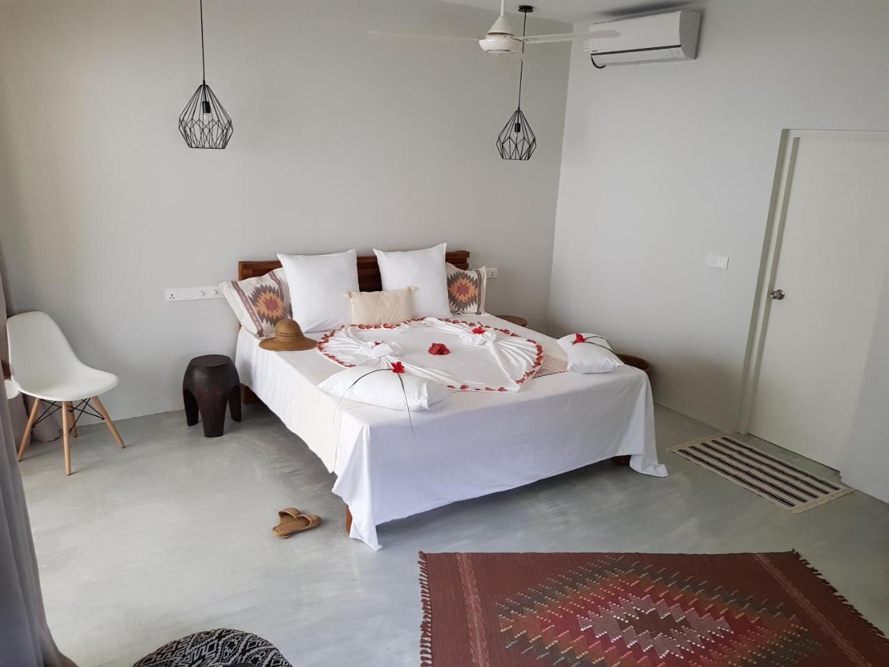 Coco Villa Thoddoo Esterno foto